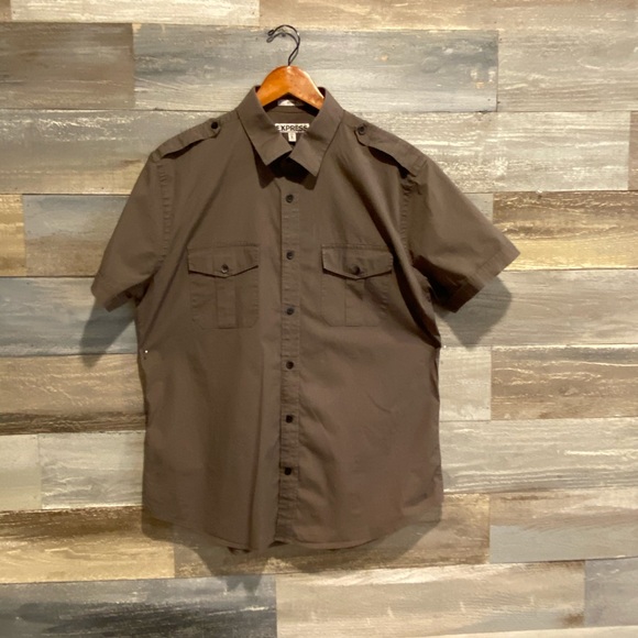Express Other - Express brown fitted men’s safari button down XL
